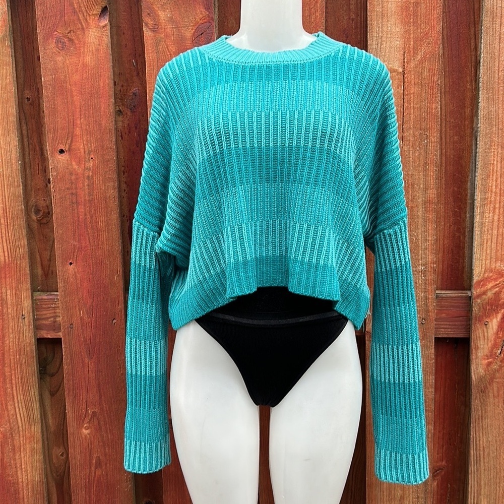 Sincerely Jules Teal Blue Ribbed Chunky Knit Cropped Sweater Size Medium M